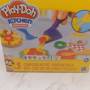 Play-Doh Kitchen Creations For kids NWT